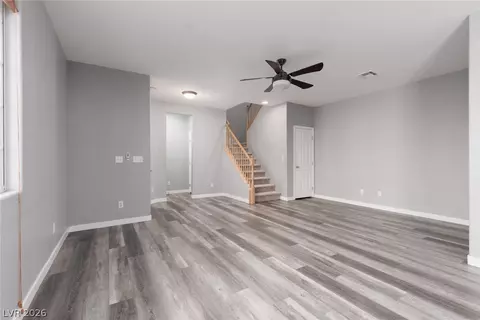 7945 Crimson Point St, Las Vegas, NV 89149