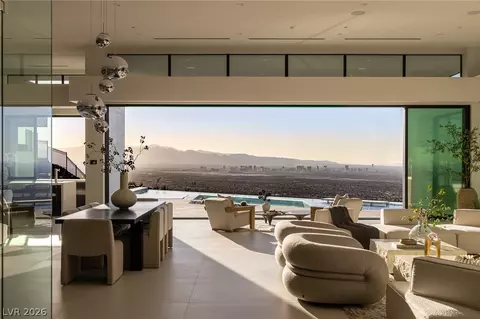 563 Grand Rim Dr, Henderson, NV 89012