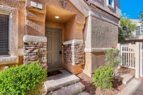 79 Stock Option St #2, Henderson, NV 89074