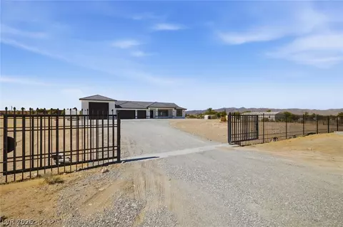 5910 E Kellogg Rd, Pahrump, NV 89061