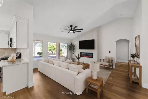 2821 Tumble Brook Dr, Las Vegas, NV 89134