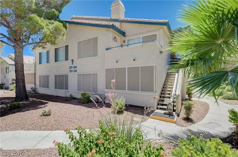 3425 E Russell Rd #223, Las Vegas, NV 89120