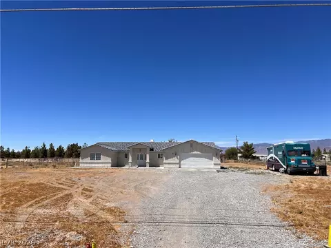 200 E Gamebird Rd, Pahrump, NV 89048