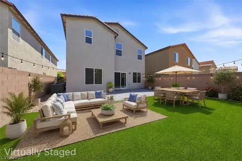 10017 Cabernet Hills St, Las Vegas, NV 89141