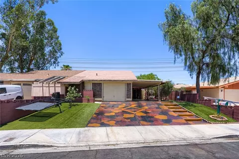 6712 Oak Valley Dr, Las Vegas, NV 89103