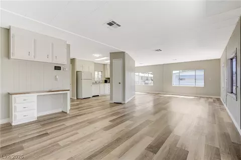 3619 Katmai Dr, Las Vegas, NV 89122
