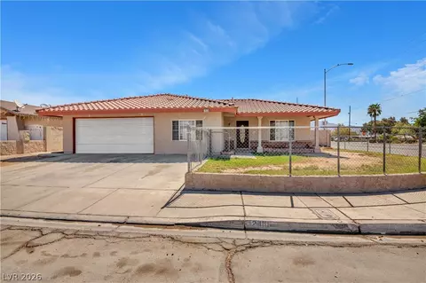 2410 E Oak Glen Way, Las Vegas, NV 89115