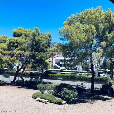 260 E Flamingo Rd #118, Las Vegas, NV 89169