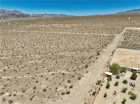 701 E Lock Way, Pahrump, NV 89060