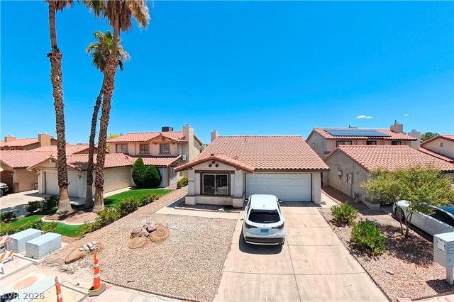 2960 Spokane Dr, Las Vegas, NV 89121