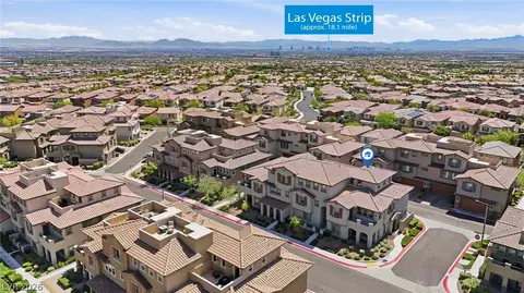 161 Petaluma Valley Dr, Las Vegas, NV 89138