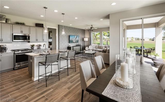 10050 Amber Rose Ave, Las Vegas, NV 89143
