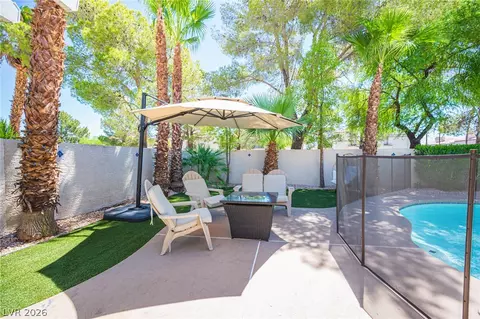 3116 Saint Tropez St, Las Vegas, NV 89128