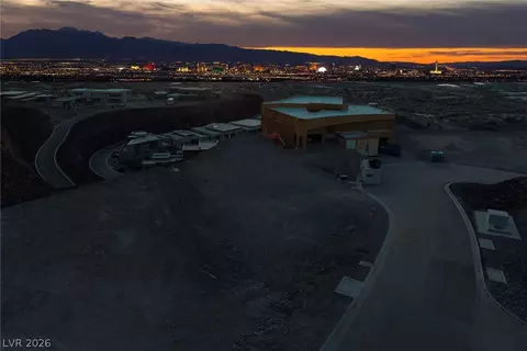 487 Rock Peak Dr, Henderson, NV 89012