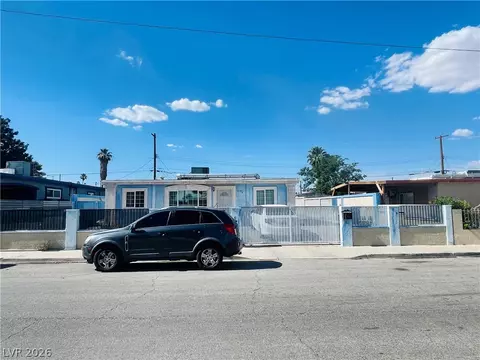 3708 Waikiki Ave, Las Vegas, NV 89104