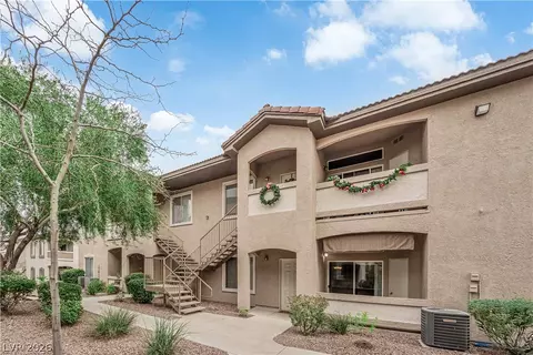 2305 W Horizon Ridge Pkwy #3512, Henderson, NV 89052