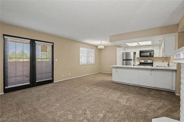 4340 Sanderling Cir #76, Las Vegas, NV 89103