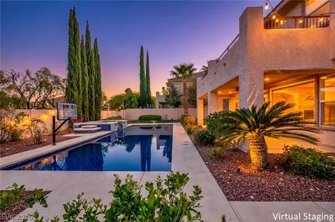 2982 Hammerwood Dr, Las Vegas, NV 89135