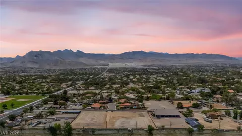 Miller Ln, Las Vegas, NV 89149