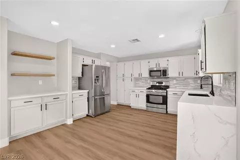 4336 Matinee Ave, North Las Vegas, NV 89031