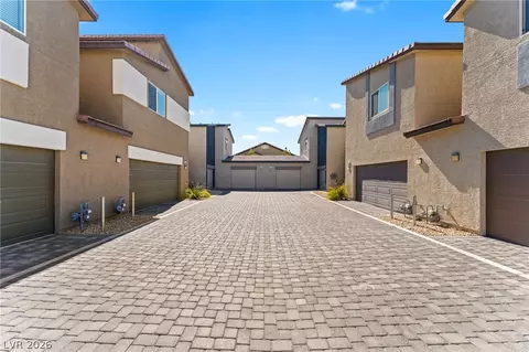 7433 Onyx Star St, North Las Vegas, NV 89084