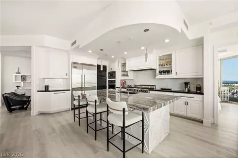 9103 Alta Dr #907, Las Vegas, NV 89145