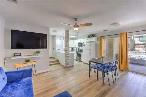 5045 Spencer St #B, Las Vegas, NV 89119