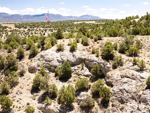 001-131 05, Ely, NV 89301 photo 2