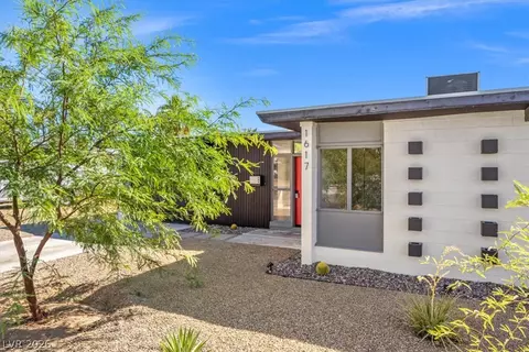 1617 Hartke Pl, Las Vegas, NV 89104