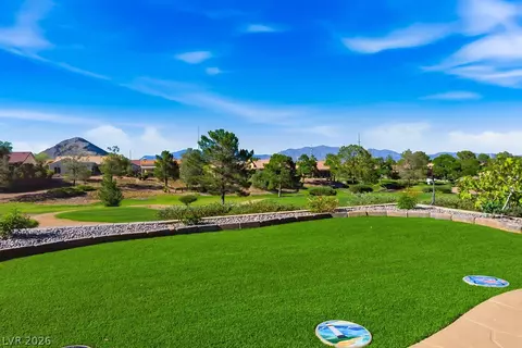 9820 Folsom Dr, Las Vegas, NV 89134