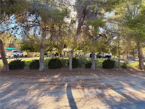 6130 E Hawkins Way, Pahrump, NV 89061
