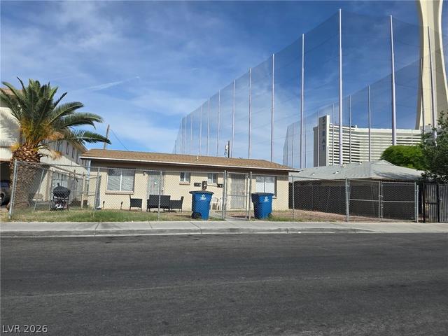 1713 Fairfield Ave, Las Vegas, NV 89102