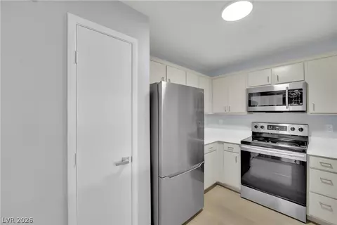 2300 E Silverado Ranch Blvd #2152, Las Vegas, NV 89183