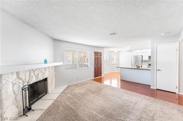 937 Boulder Mesa Dr #201, Las Vegas, NV 89128