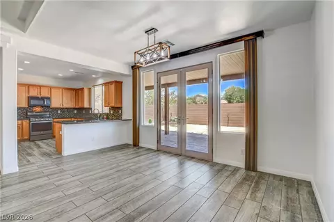 9682 Lightheart Ave, Las Vegas, NV 89148