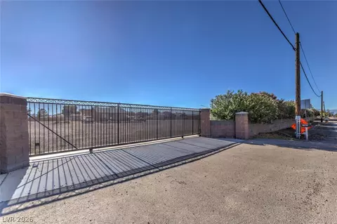 7987 E Placid St, Las Vegas, NV 89123