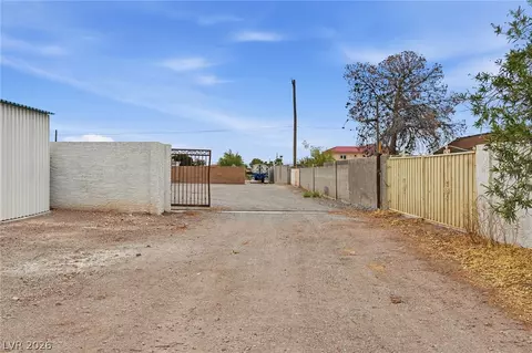 7996 La Cienega St, Las Vegas, NV 89123