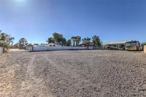 7996 La Cienega St, Las Vegas, NV 89123