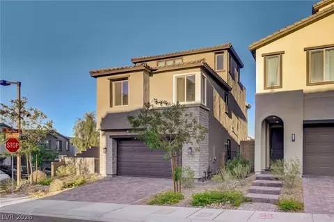 2408 Switchback Valley St, Las Vegas, NV 89138