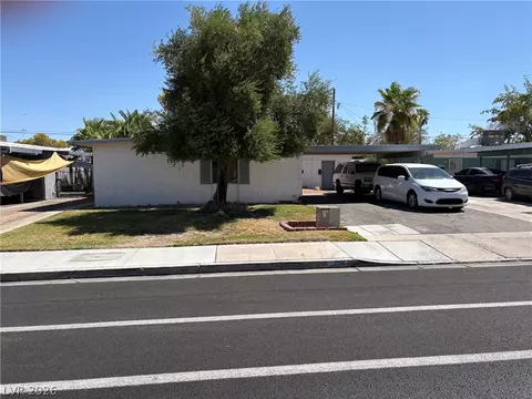 1220 E Saint Louis Ave, Las Vegas, NV 89104