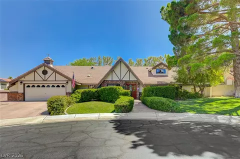 11 Pheasant Ridge Cir, Henderson, NV 89014