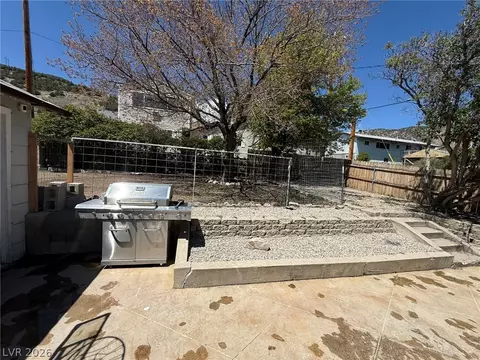 Exterior - 703 Canyon St, Ely, NV 89301 photo 3 of 6