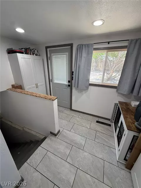 Entry Way - 703 Canyon St, Ely, NV 89301 photo 2 of 4