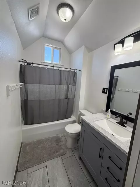 Bath - 703 Canyon St, Ely, NV 89301 photo 1 of 4