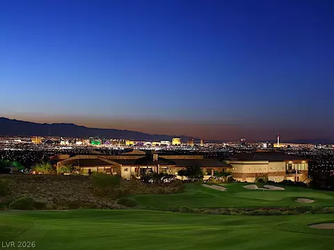 495 Rock Peak Dr, Henderson, NV 89012