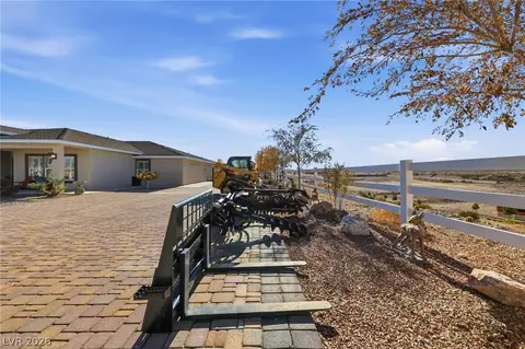 Exterior - 1285 Embry Ave, Moapa, NV 89025 photo 14 of 14