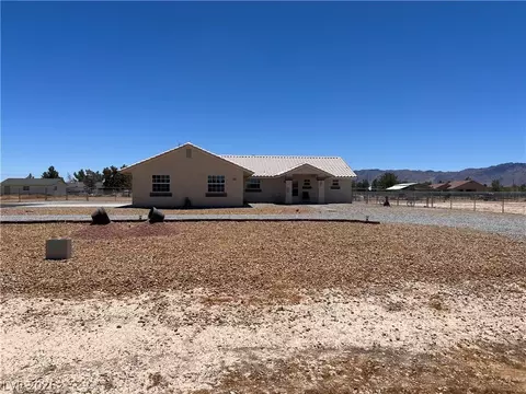 1531 W Hickory St, Pahrump, NV 89048