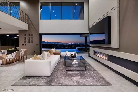 810 Dragons Eye Dr, Henderson, NV 89012