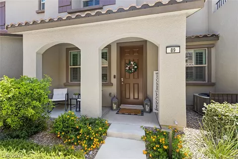 89 Alamere Falls Dr, Las Vegas, NV 89138