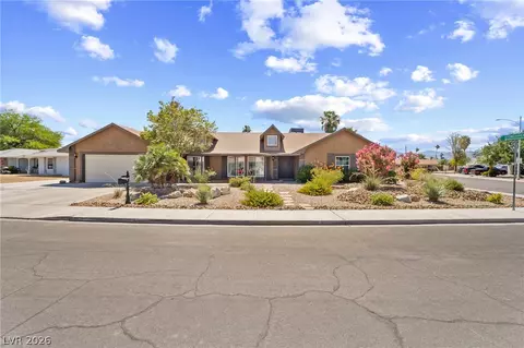 1909 Stonehaven Dr, Las Vegas, NV 89108